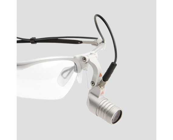 Lampe frontale Heine Microlight 2 pour montage sur lunettes Projecteurs HEINE J-008.31.276
