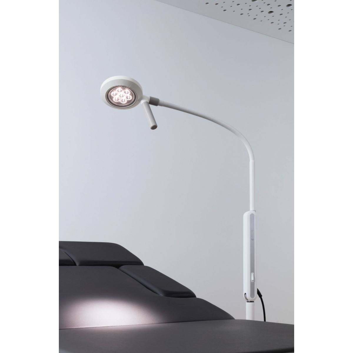 Lampe d'examen Waldmann Visiano 10 LED Lampes d'affaires Waldmann D15.732.000