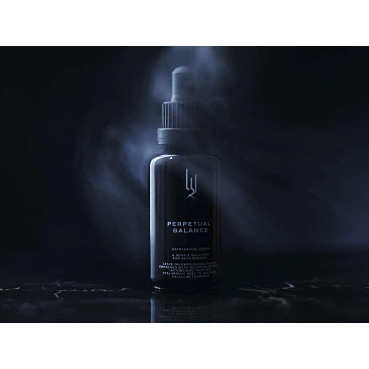 LUYT Perpetual Balance 30 ml hámlasztó szérum hialuronsavval és PHA-val Bőrápoló szakemberek LUYT LUYT LUYT-PERPETUAL