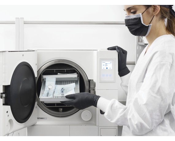 Autoklav Euronda E8 da 24 litri con display soft touch Autoklaven und Versiegelungsgeräte Gima 35678