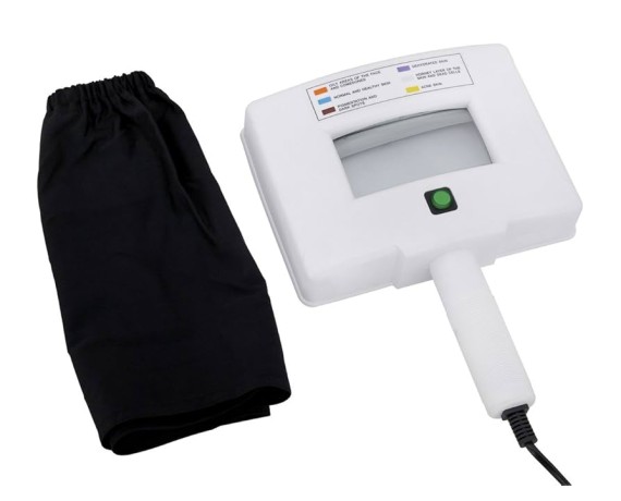 Ručna Woodova lampa s lećom i sjenilom Drvene svjetiljke Gima 31200