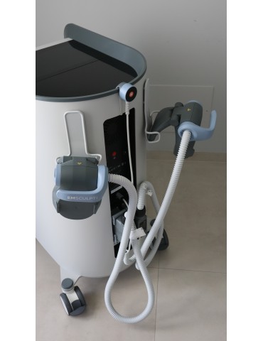 BTL EMSculpt Neo usado de segunda mano año 2024 Varios equipos  EMSCULPT