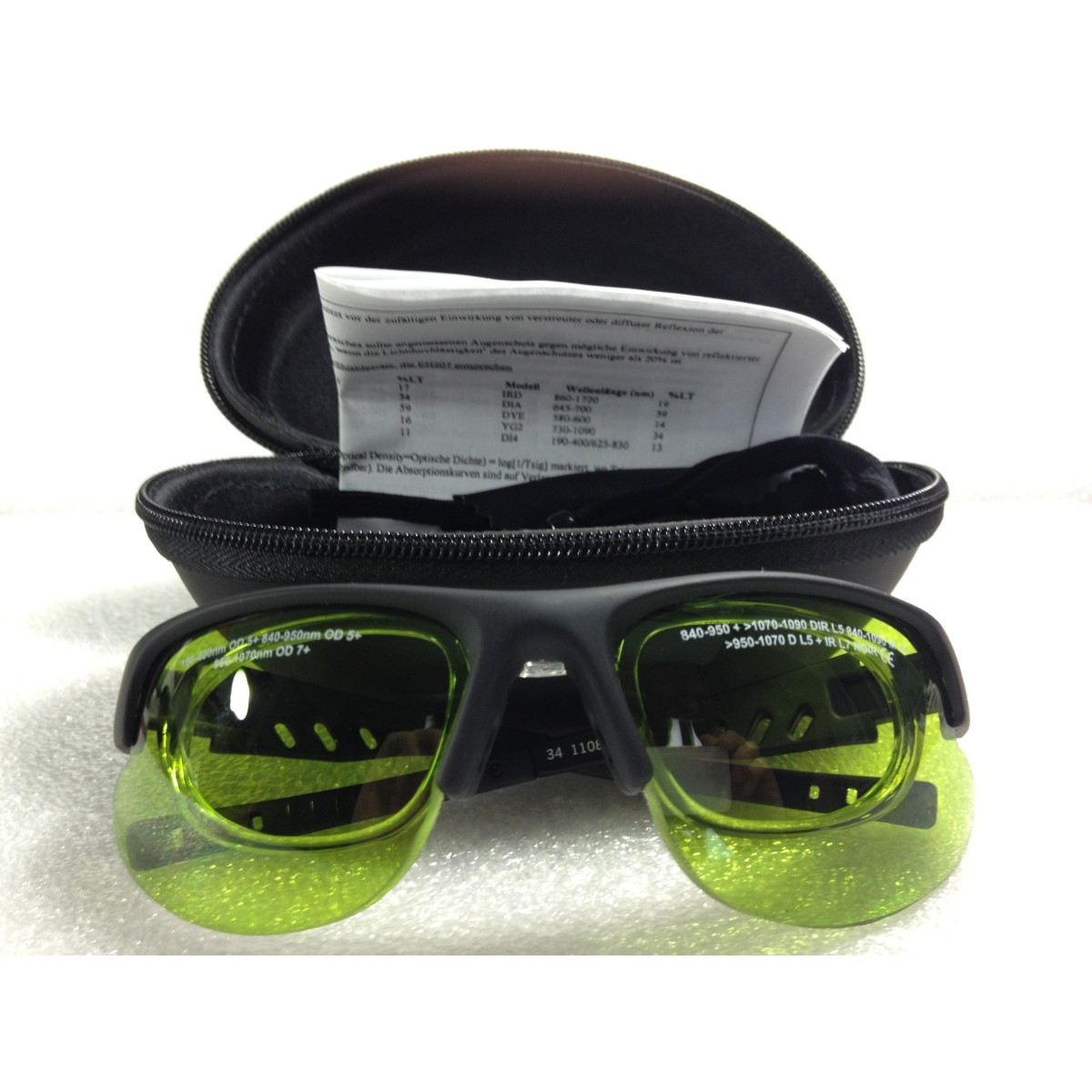 Alacsony optikai sűrűségű dióda lézeres biztonsági szemüveg Lézer dióda szemüveg NoIR LaserShields DI6#34